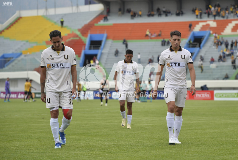 TORNEO CLAUSURA, FC UNIVERSITARIO VS THE STRONGEST