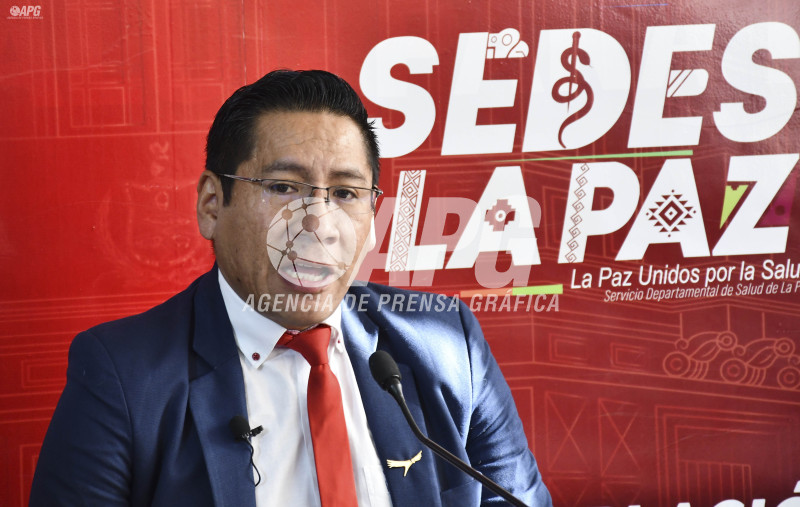 JEFE DE LA UNIDAD DE EPIDEMIOLOGÍA E INVESTIGACIÓN DEL SEDES LA PAZ, JAVIER MAMANI ACARAPI